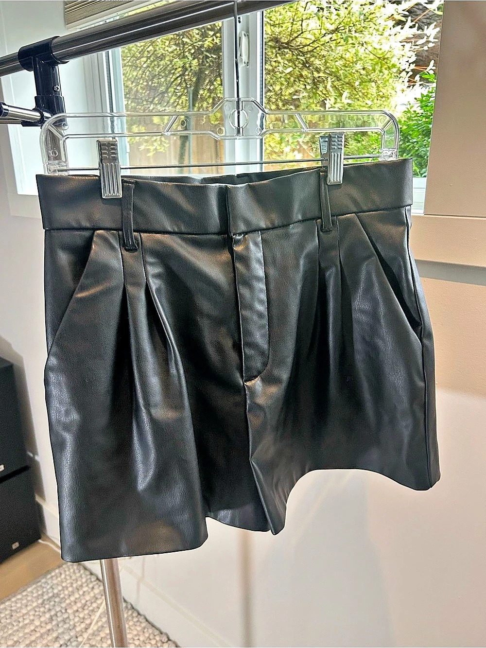 Zara Faux Leather Pleated Shorts High Waist Black Medium